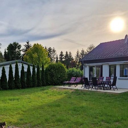 צדניק Ferienhaus Am See 19 מראה חיצוני תמונה
